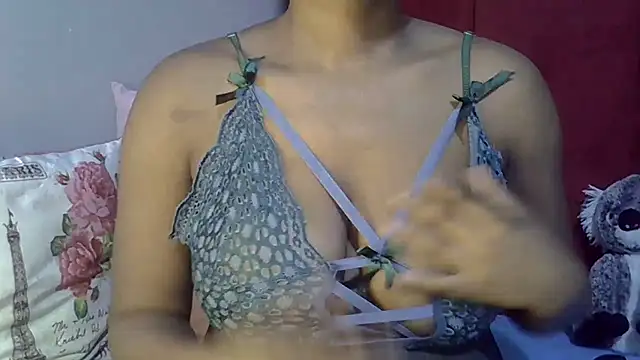 Snapshot of punkyxxx chatting on 03/10/25, 04:38 punkyxxx online show from 03/10/25, 04:38