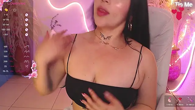 Snapshot of ViolettaHotLatin_ chatting on 06/01/26, 11:34 ViolettaHotLatin online show from 06/01/26, 11:34
