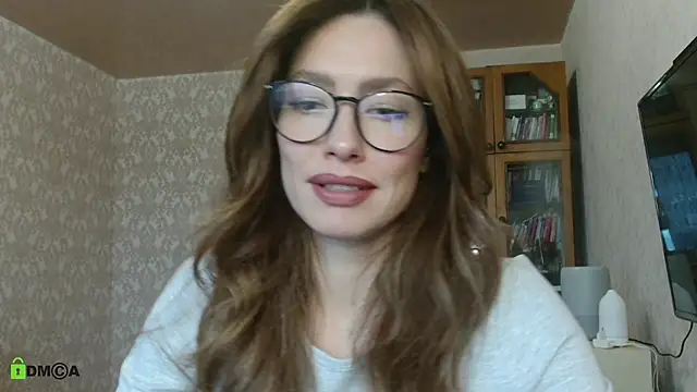 alicia spicy online show from 10/18/25, 10:05