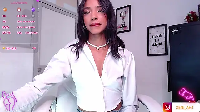 xenia golden online show from 01/24/25, 03:34