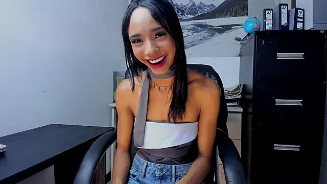 xenia golden online show from 11/13/25, 05:23