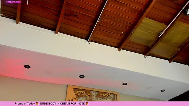 Snapshot of _AlejaCruz_ chatting on 02/08/25, 12:28 AlejaCruz online show from 02/08/25, 12:28