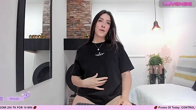 Snapshot of _AlejaCruz_ chatting on 03/11/25, 07:36 AlejaCruz online show from 03/11/25, 07:36