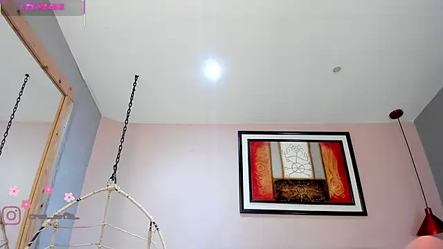 Snapshot of _AlejaCruz_ chatting on 01/18/26, 12:42 AlejaCruz online show from 01/18/26, 12:42