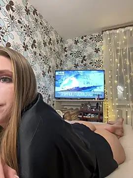 Snapshot of adel_secret chatting on 12/28/24, 12:15 adel secret online show from 12/28/24, 12:15