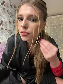 Snapshot of adel_secret chatting on 02/19/25, 07:05 adel secret online show from 02/19/25, 07:05
