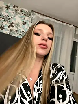 Snapshot of adel_secret chatting on 09/26/25, 07:40 adel secret online show from 09/26/25, 07:40