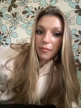 Snapshot of adel_secret chatting on 10/16/25, 12:28 adel secret online show from 10/16/25, 12:28
