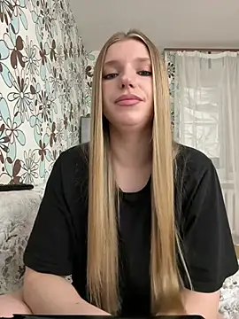 adel secret online show from 04/20/26, 08:10