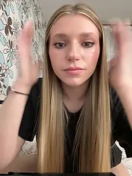 adel secret online show from 04/22/26, 08:32