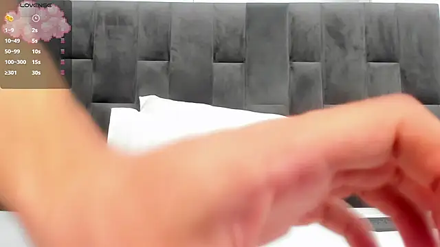 Adam Clay21 online show from 12/19/25, 02:35