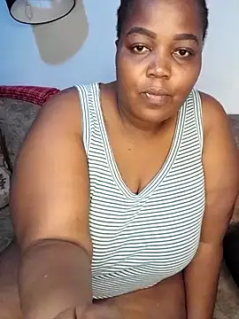 Snapshot of KINKYGIRL30 chatting on 02/05/25, 07:53 KINKYGIRL30 online show from 02/05/25, 07:53