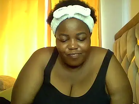 Snapshot of KINKYGIRL30 chatting on 03/18/25, 11:30 KINKYGIRL30 online show from 03/18/25, 11:30