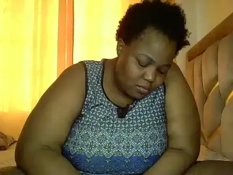 Snapshot of KINKYGIRL30 chatting on 10/05/25, 02:37 KINKYGIRL30 online show from 10/05/25, 02:37