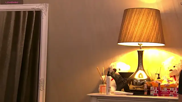 GinaMence online show from 02/27/25, 06:31