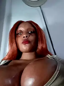 Snapshot of Busty_Bambi chatting on 10/17/25, 05:15 Busty Bambi online show from 10/17/25, 05:15