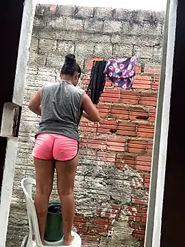 Snapshot of igor24cm5 chatting on 02/12/26, 04:35 igor24cm5 online show from 02/12/26, 04:35