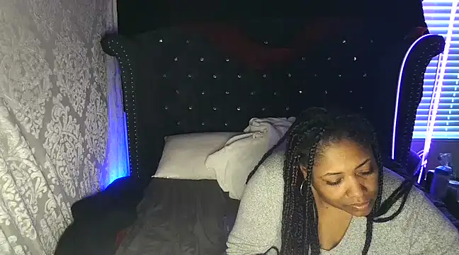 msyvette1970xh online show from 12/13/24, 11:50