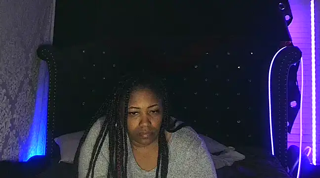 msyvette1970xh online show from 12/14/24, 04:45