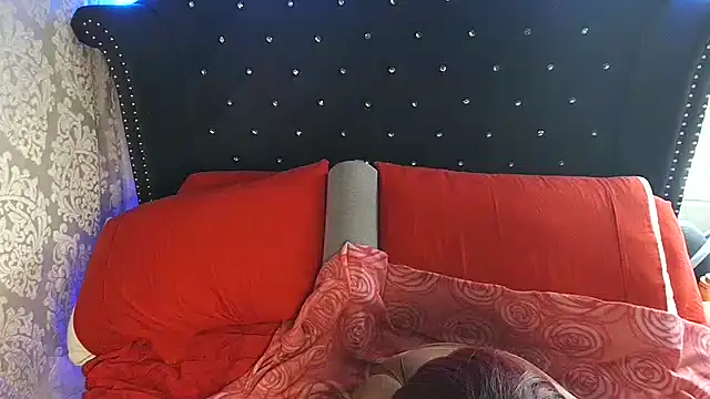 msyvette1970xh online show from 01/04/25, 04:22