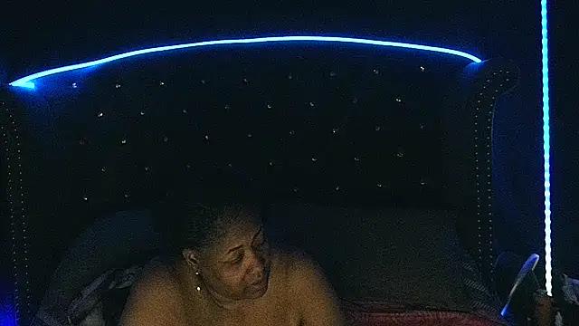 msyvette1970xh online show from 02/01/25, 02:47