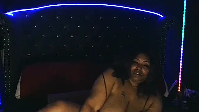 msyvette1970xh online show from 02/07/25, 01:53