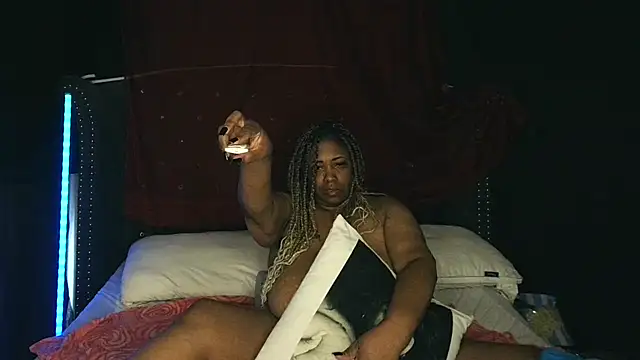 msyvette1970xh online show from 10/26/25, 11:20