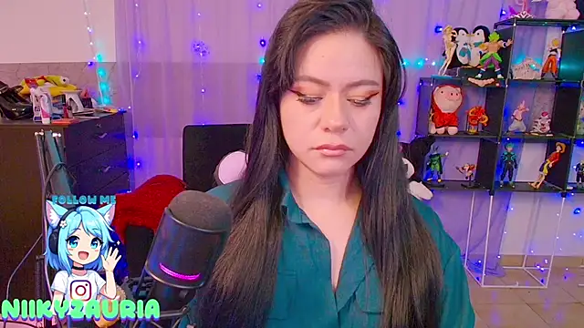 Snapshot of _niiky chatting on 01/16/26, 12:31 niiky online show from 01/16/26, 12:31