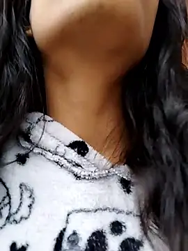 Snapshot of cleopatra-phaedra chatting on 09/28/25, 02:33 cleopatra-phaedra online show from 09/28/25, 02:33