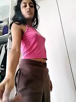 Snapshot of cleopatra-phaedra chatting on 11/12/25, 07:42 cleopatra-phaedra online show from 11/12/25, 07:42