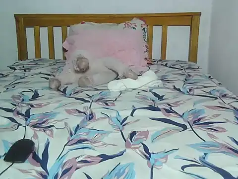 queen boobilicious  online show from 11/22/25, 08:52