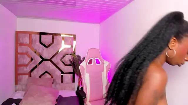 Anny osorio online show from 01/28/25, 01:18