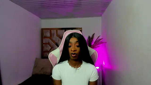 Anny osorio online show from 02/17/25, 07:21