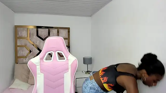 Anny osorio online show from 03/14/25, 07:23