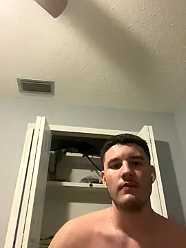 Snapshot of Shaded24 chatting on 10/31/25, 07:42 Shaded24 online show from 10/31/25, 07:42