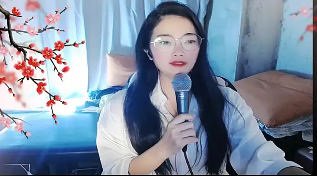 Snapshot of Floor_oo chatting on 12/02/24, 11:23 Floor oo online show from 12/02/24, 11:23