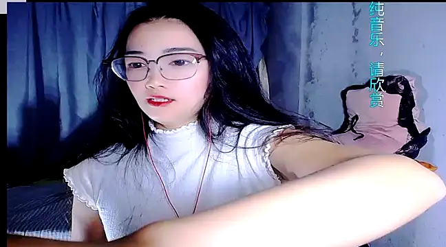 Snapshot of Floor_oo chatting on 01/15/25, 03:29 Floor oo online show from 01/15/25, 03:29