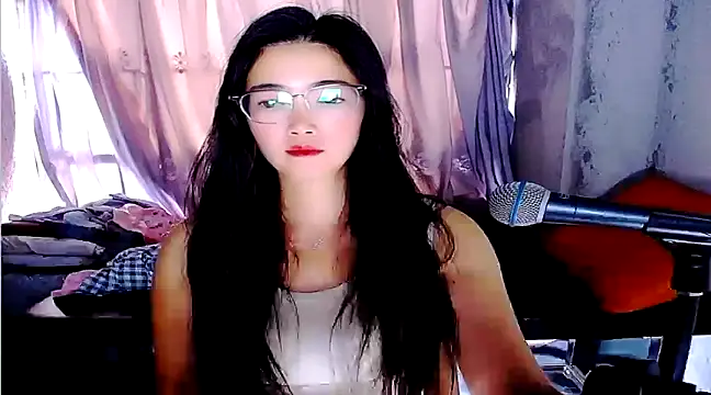 Snapshot of Floor_oo chatting on 02/27/25, 12:54 Floor oo online show from 02/27/25, 12:54