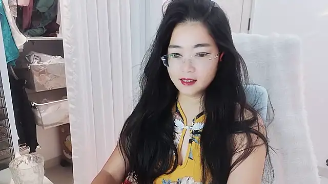 Snapshot of Floor_oo chatting on 09/16/25, 03:13 Floor oo online show from 09/16/25, 03:13