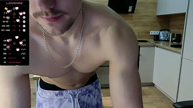 Snapshot of Larstar01 chatting on 01/25/25, 09:04 Larstar01 online show from 01/25/25, 09:04