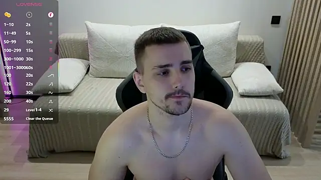 Snapshot of Larstar01 chatting on 11/23/25, 11:59 Larstar01 online show from 11/23/25, 11:59