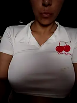 tiffani  love online show from 02/15/26, 06:54