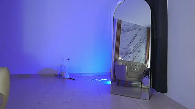 Emi latingirl online show from 03/20/26, 07:08