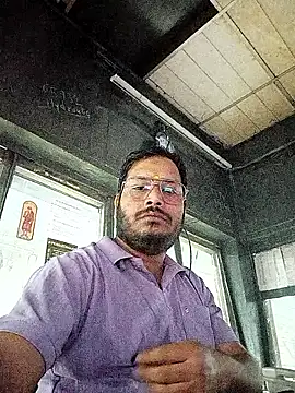 DeepakXxxR86 online show from 12/16/25, 08:58