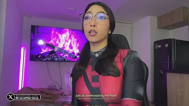 MarianaBranzz online show from 04/28/26, 02:22