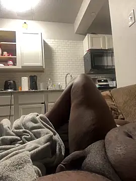 Snapshot of bigdick5157 chatting on 11/20/25, 10:37 bigdick5157 online show from 11/20/25, 10:37