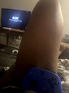 Snapshot of bigdick5157 chatting on 11/26/25, 06:14 bigdick5157 online show from 11/26/25, 06:14