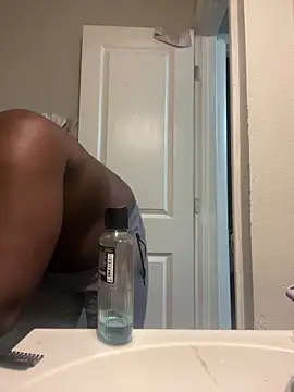 Snapshot of bigdick5157 chatting on 01/14/26, 09:48 bigdick5157 online show from 01/14/26, 09:48