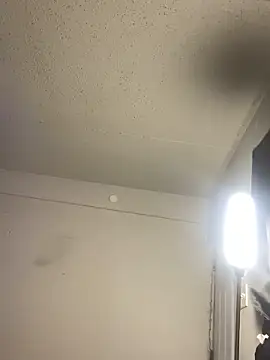 Snapshot of bigdick5157 chatting on 02/27/26, 02:06 bigdick5157 online show from 02/27/26, 02:06