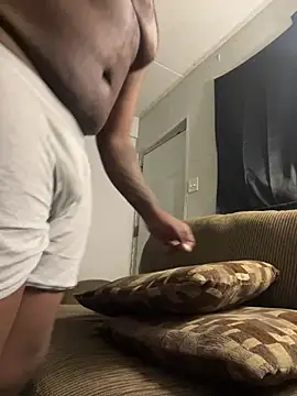 Snapshot of bigdick5157 chatting on 02/28/26, 07:42 bigdick5157 online show from 02/28/26, 07:42